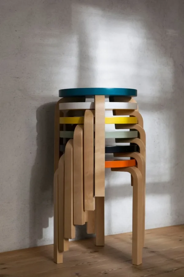 Artek Aalto pall 60, svart - björk
