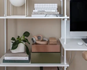 Artek Riihitie blomkruka B, liten, vitglansig