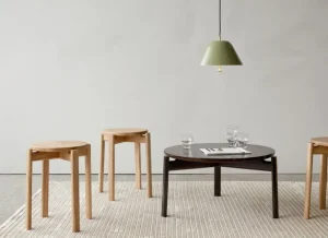 Audo Copenhagen Levitate pendellampa, 40 cm, salviagrön - mässing