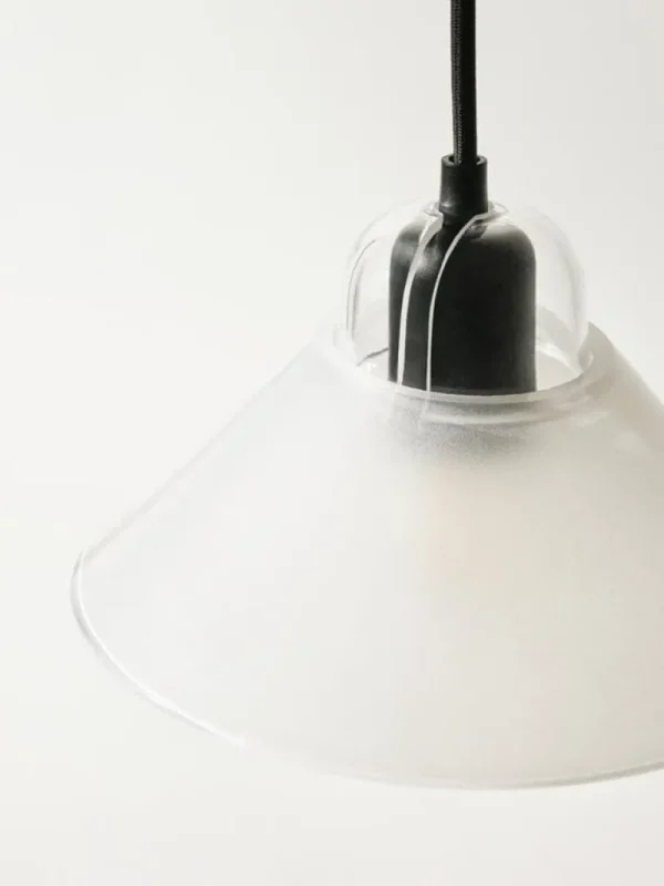 Design House Stockholm Kalo pendellampa, svart