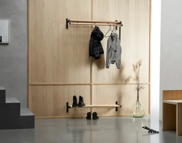Essem Design Nostalgi 291 hatthylla, 100 cm, svartbetsad ek - svart