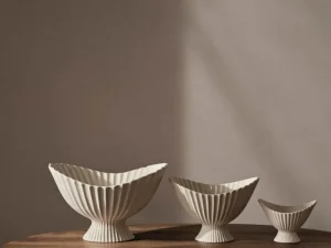 ferm LIVING Fountain skål, 28 cm, naturvit