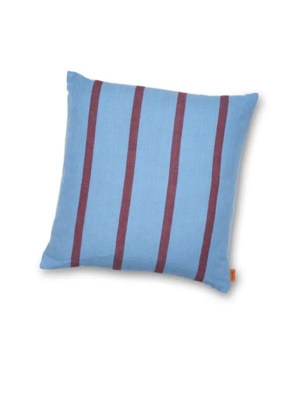 ferm LIVING Grand kudde, 50 x 50 cm, blekt blå - vinröd