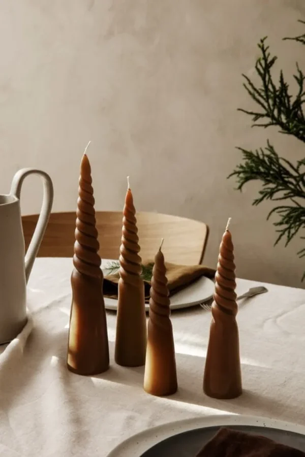 ferm LIVING Vridna ljus, 4 st, bärnsten