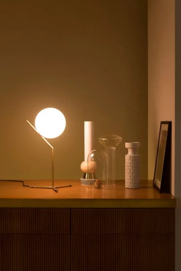 Flos IC T1 bordslampa, hög, mässing