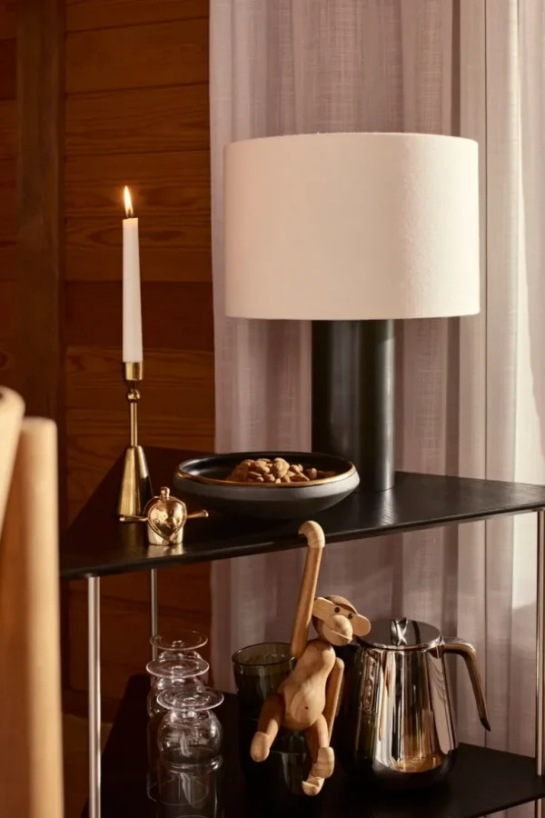 GUBI Gravity bordslampa, liten, svart stål