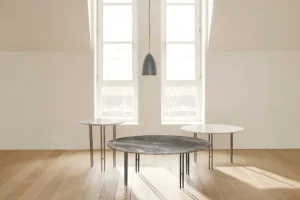 GUBI Gräshoppa pendellampa, blågrå