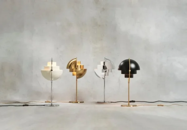 GUBI Multi-Lite bordslampa, krom - vit semimatt