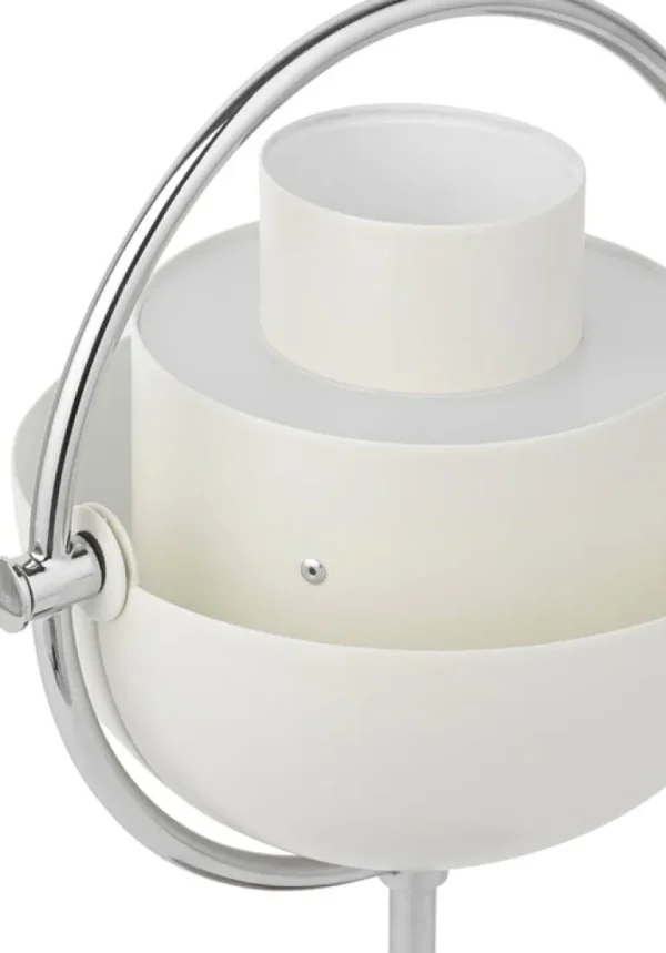 GUBI Multi-Lite bärbar bordslampa, krom - vit