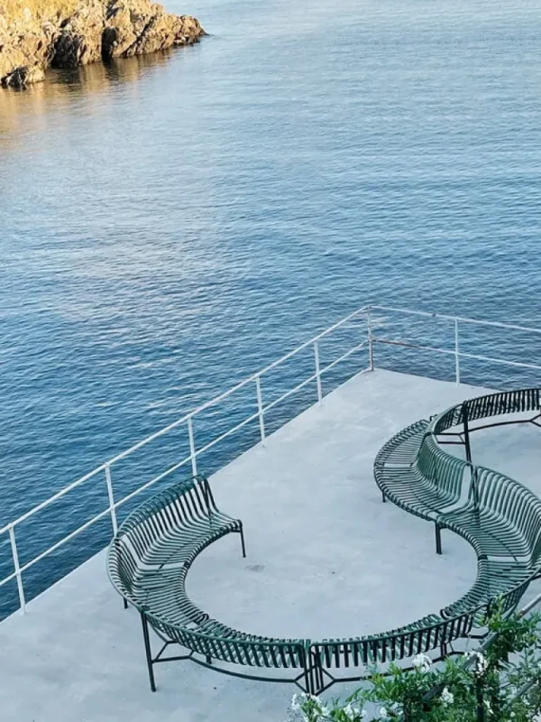 HAY Palissade Park tilläggsbänk för matplats, ut, himmelsgrå