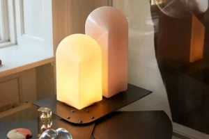 HAY Parade bordslampa 240, skalvit