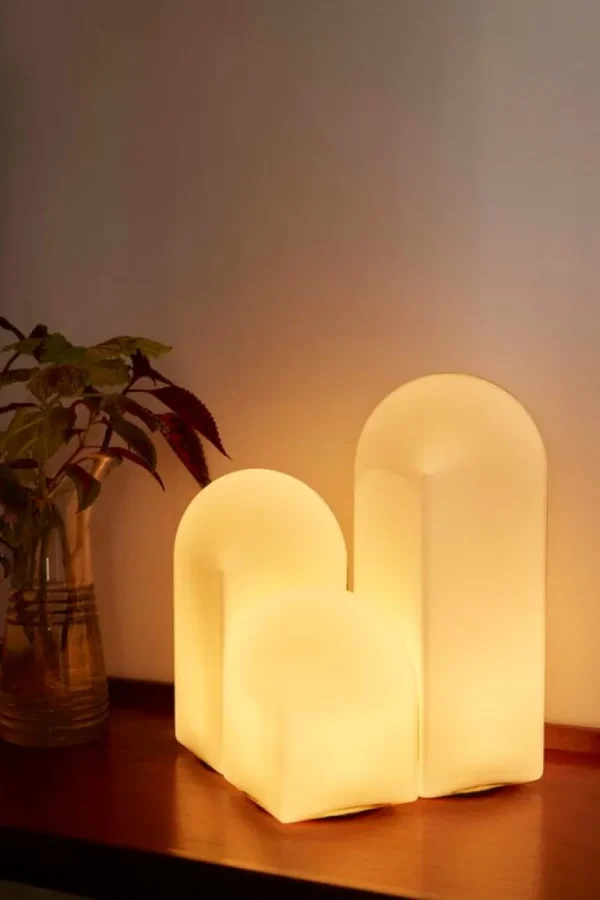 HAY Parade bordslampa 240, skalvit