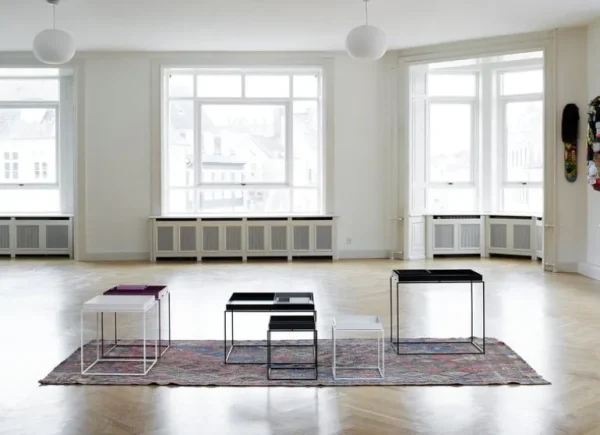 HAY Tray litet kvadratiskt brickbord, svart