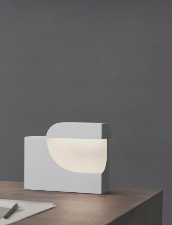 Karakter Moby bordslampa, vit