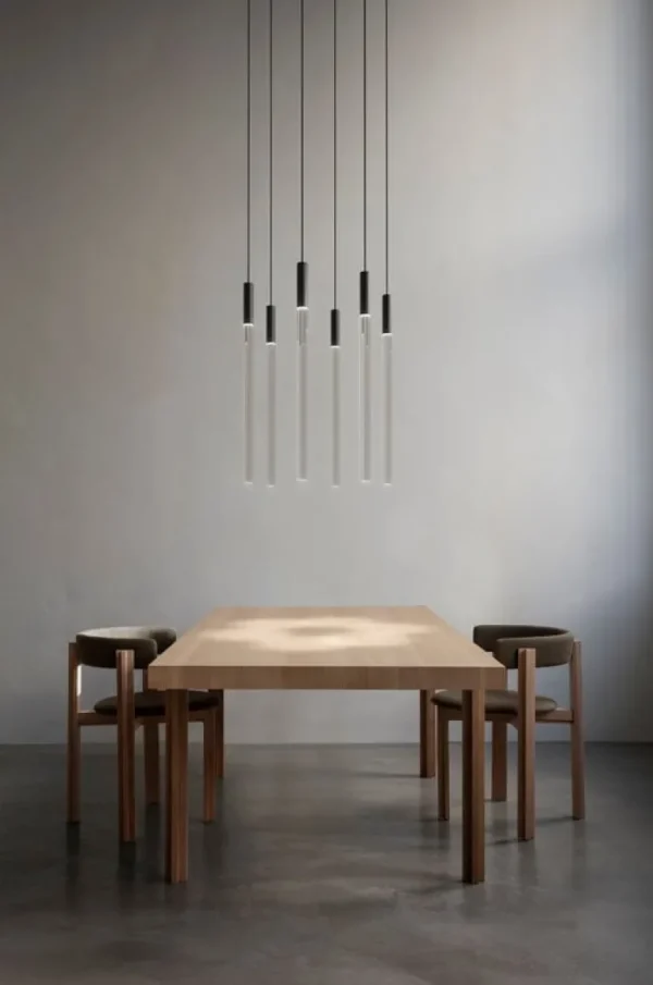 Karakter Plexi pendellampa, 90 cm, svart