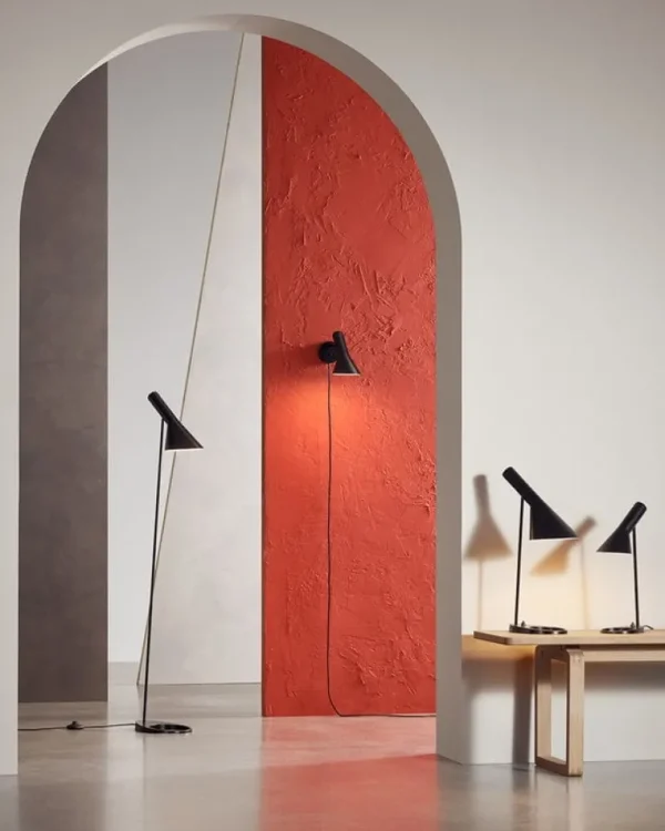Louis Poulsen AJ golvlampa V3, svart