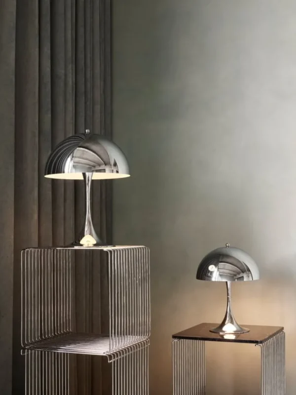 Louis Poulsen Panthella 320 bordslampa, krom