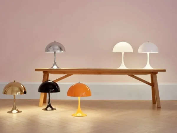Louis Poulsen Panthella 250 bordslampa, mässing