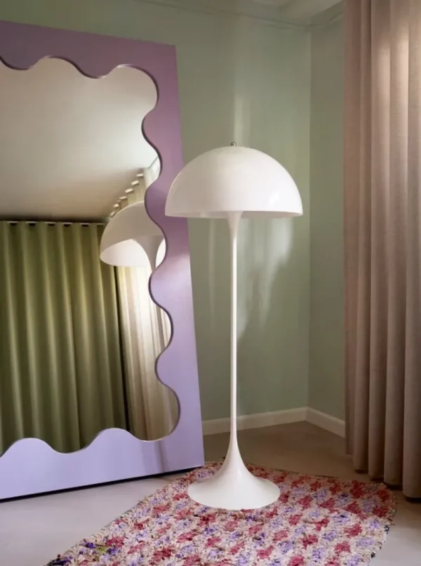Louis Poulsen Panthella golvlampa, V2, opal