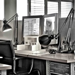 Luxo L-1 LED skrivbordslampa, svart