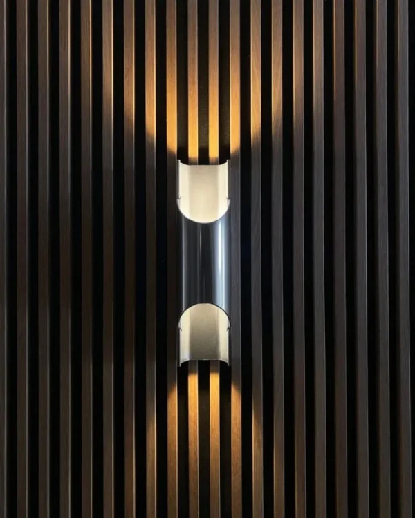 LYFA Pan vägglampa, 95 mm, aluminium