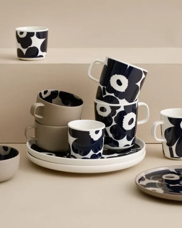 Marimekko Oiva Unikko mugg 2,5 dl, vit - svart