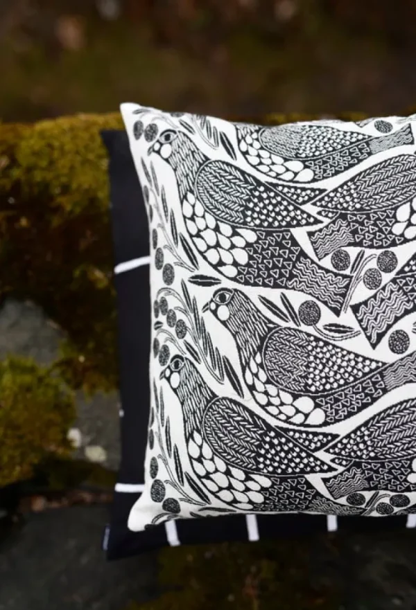 Marimekko Tiiliskivi kuddfodral 50 x 50 cm, svart - vit