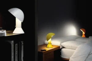 Martinelli Luce Elmetto bordslampa, vit