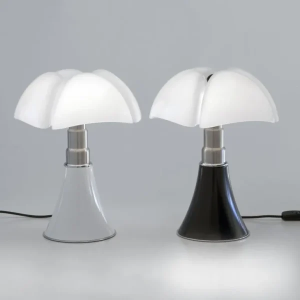 Martinelli Luce Minipipistrello bordslampa, dimbar, mörkbrun