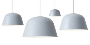 Muuto Ambit pendellampa, 25 cm, ljusblå