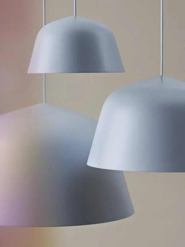 Muuto Ambit pendellampa, 25 cm, ljusblå