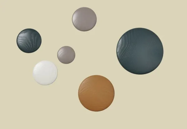 Muuto Dots Wood klädkrok, brungrå