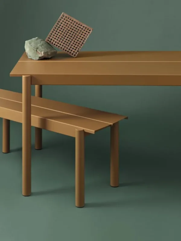 Muuto Linear Steel bord 200 x 75 cm, burnt orange