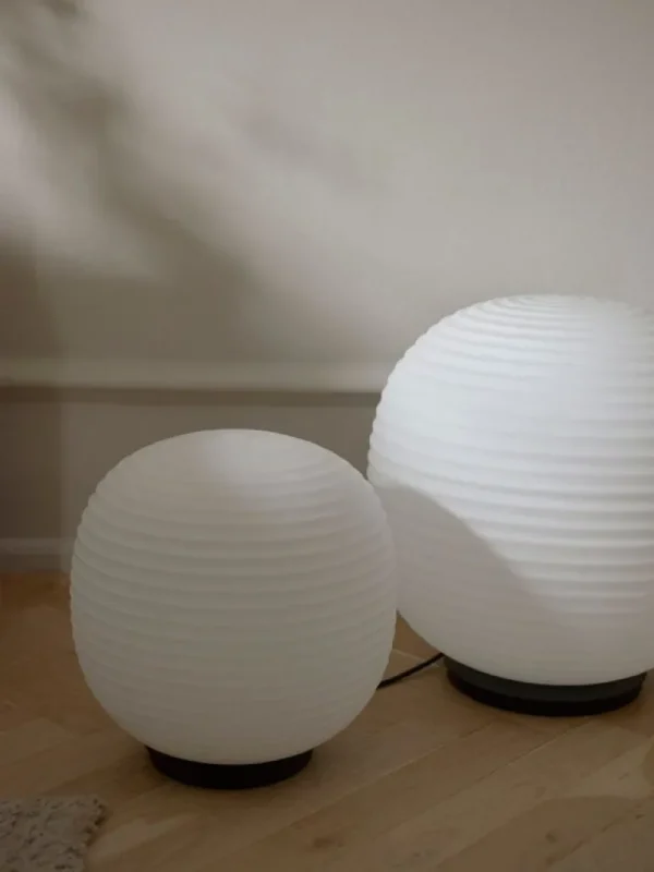 New Works Lantern Globe bordslampa, medium