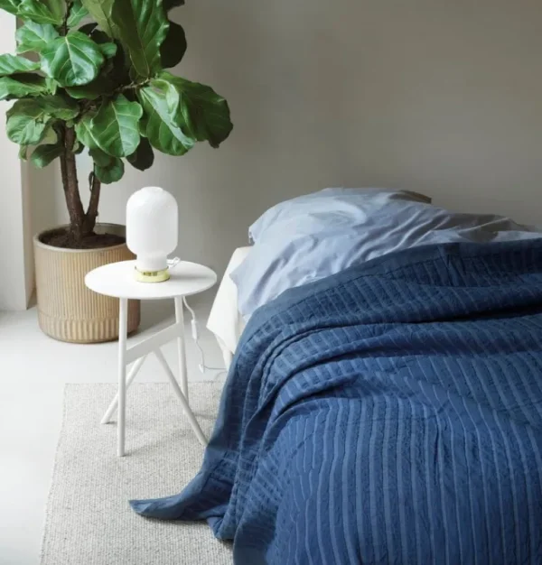 Normann Copenhagen Amp bordslampa, vit - mässing