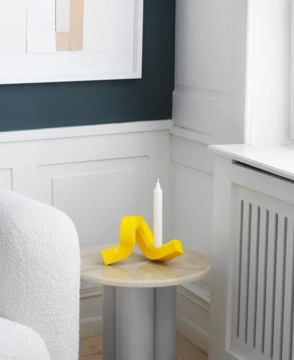 Normann Copenhagen Crooked One, ljusstake, gul