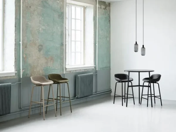 Normann Copenhagen Hyg barstol, 65 cm, svart - svart läder Ultra