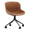 Normann Copenhagen Hyg snurrstol med 4 hjul, svart - brandy Ultra läder