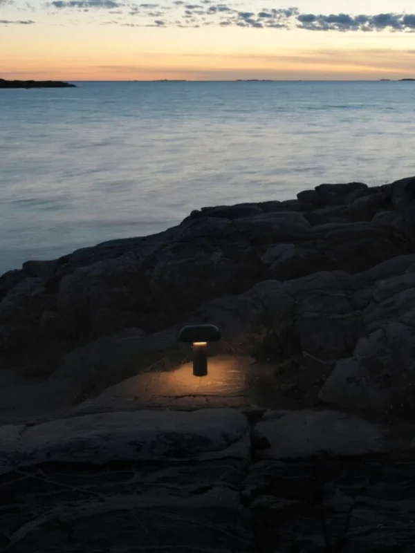 Normann Copenhagen Porta bärbar bordslampa, svart