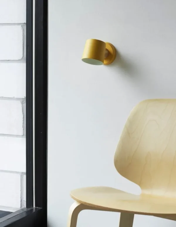 Normann Copenhagen Rise vägglampa, fast installation, petrolgrön