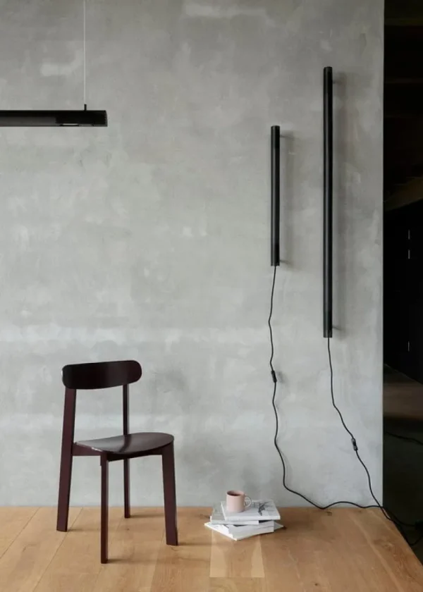 NUAD Radent vägglampa 135 cm, svart