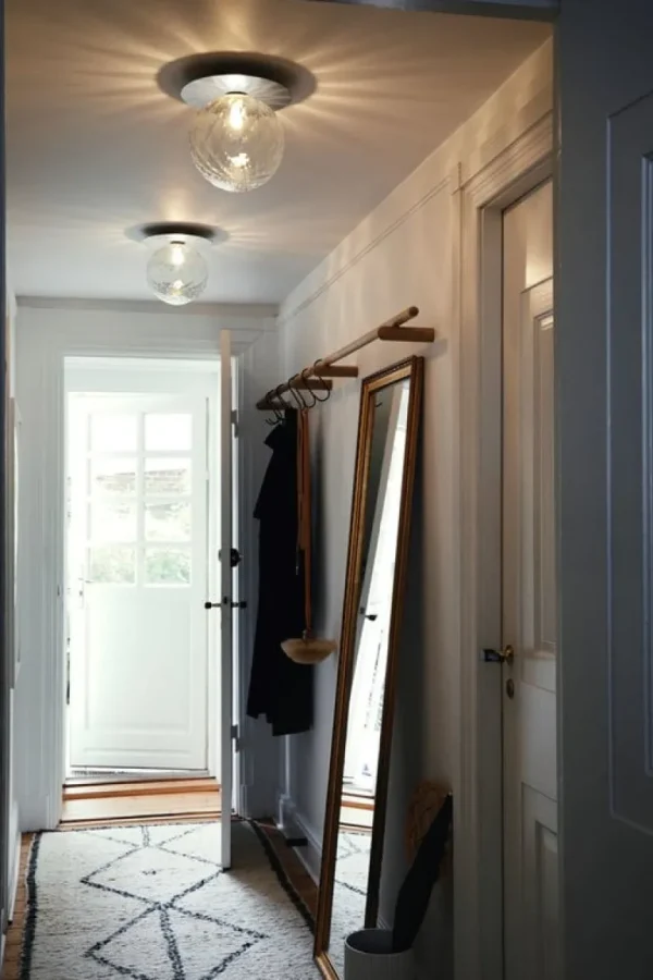 Nuura Liila 1 vägg/taklampa, stor, silver - ofärgad