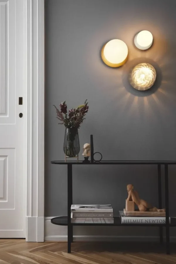 Nuura Liila 1 vägg/taklampa, stor, guld - opal