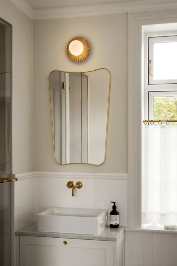 Nuura Liila Muuse vägg-/taklampa, liten, Nordic gold - opal