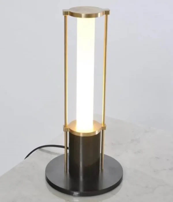 OX Denmarq Lighthouse bordslampa