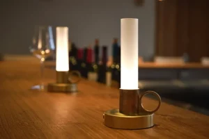 Örsjö Visir Ambience bärbar bordslampa, koppar