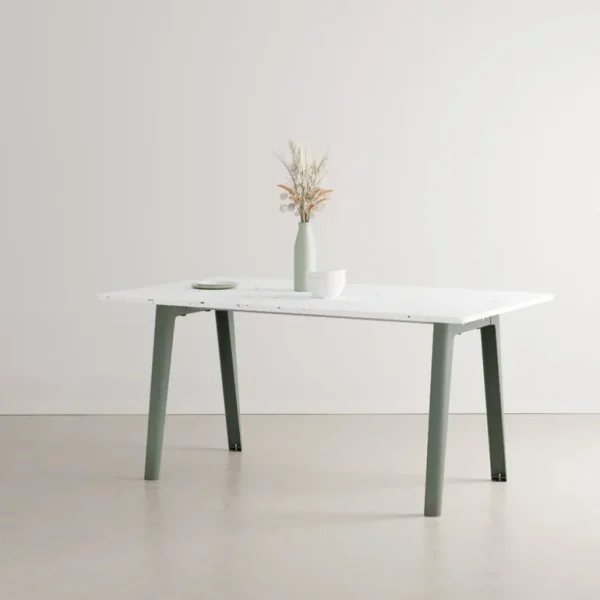 TIPTOE New Modern bord 160 x 95 cm, återvunnen plast - eukalyptusgrå