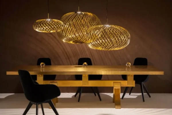 Tom Dixon Spring LED-pendel, stor, mässing