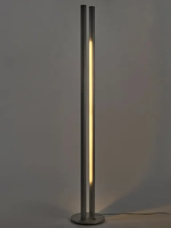 valerie_objects Floor Lamp L1, aluminium