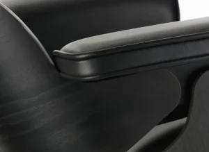 Vitra Eames fåtölj, klassisk storlek, svart ask - svart läder